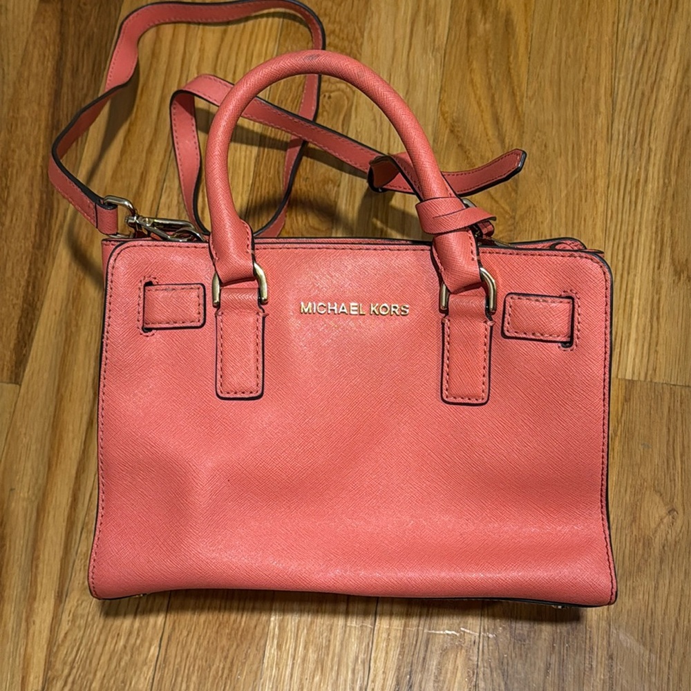 Vintage 2000’s Michael Kors mini coral purse